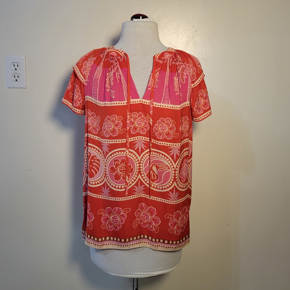 Cupcakes and Cashmere Women's XS Floral Toucans Red and Pink Women's Top